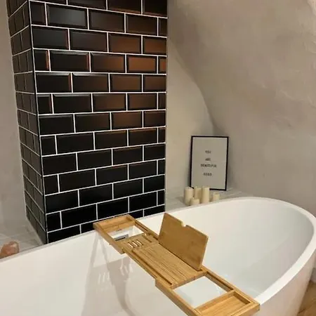 Cosy Near Eiffel Tower Apartman Párizs